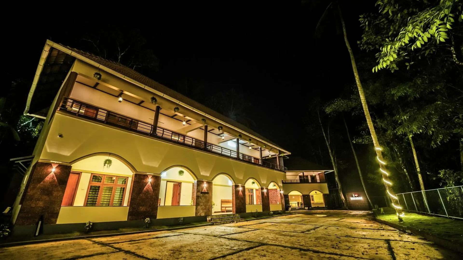 Swasta Royal Villas Wayanad Kaniyāmbetta アパート